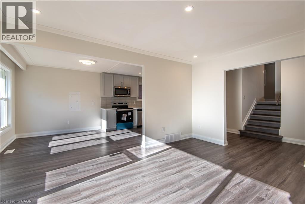 308 Mount Albion Road Unit# 1, Hamilton, Ontario  L8K 5T2 - Photo 5 - 40867695