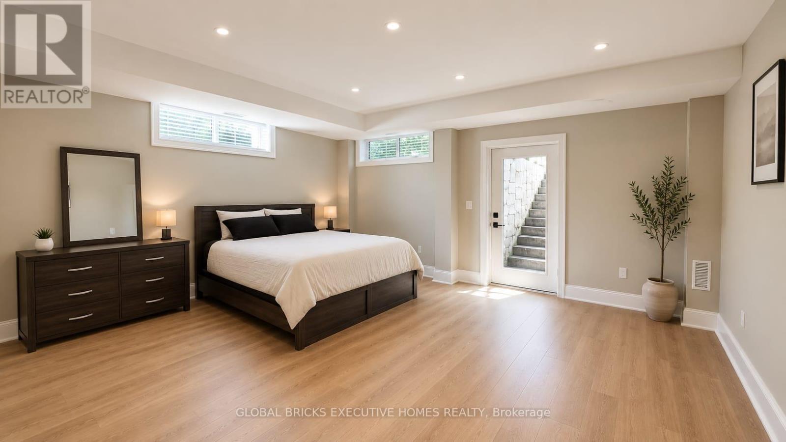 35 Luverne Avenue, Toronto, Ontario  M3H 1R7 - Photo 28 - C13740556