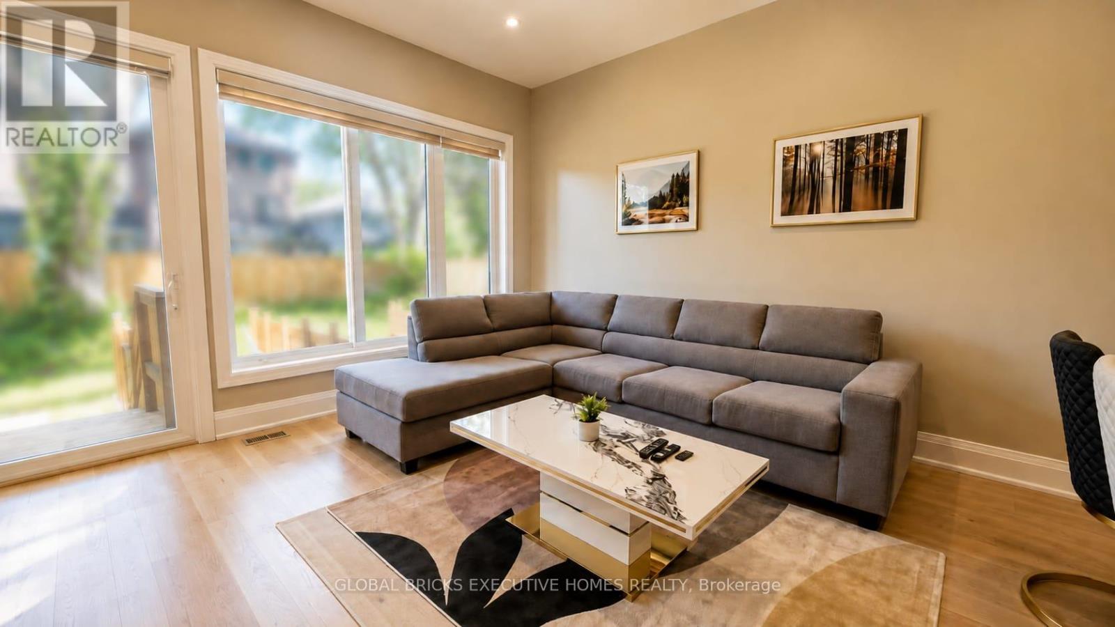 35 Luverne Avenue, Toronto, Ontario  M3H 1R7 - Photo 8 - C13740556
