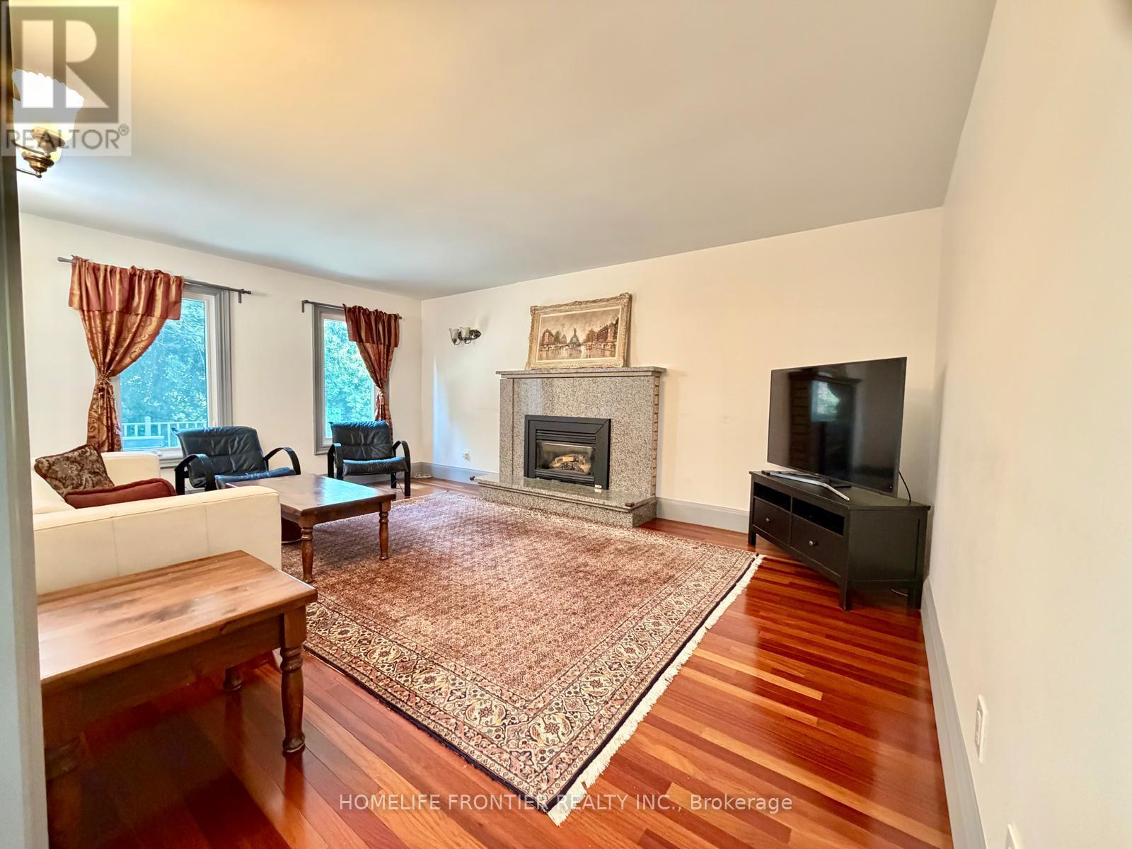 20 Bridewell Crescent, Richmond Hill, Ontario  L4C 9C4 - Photo 13 - N13650892