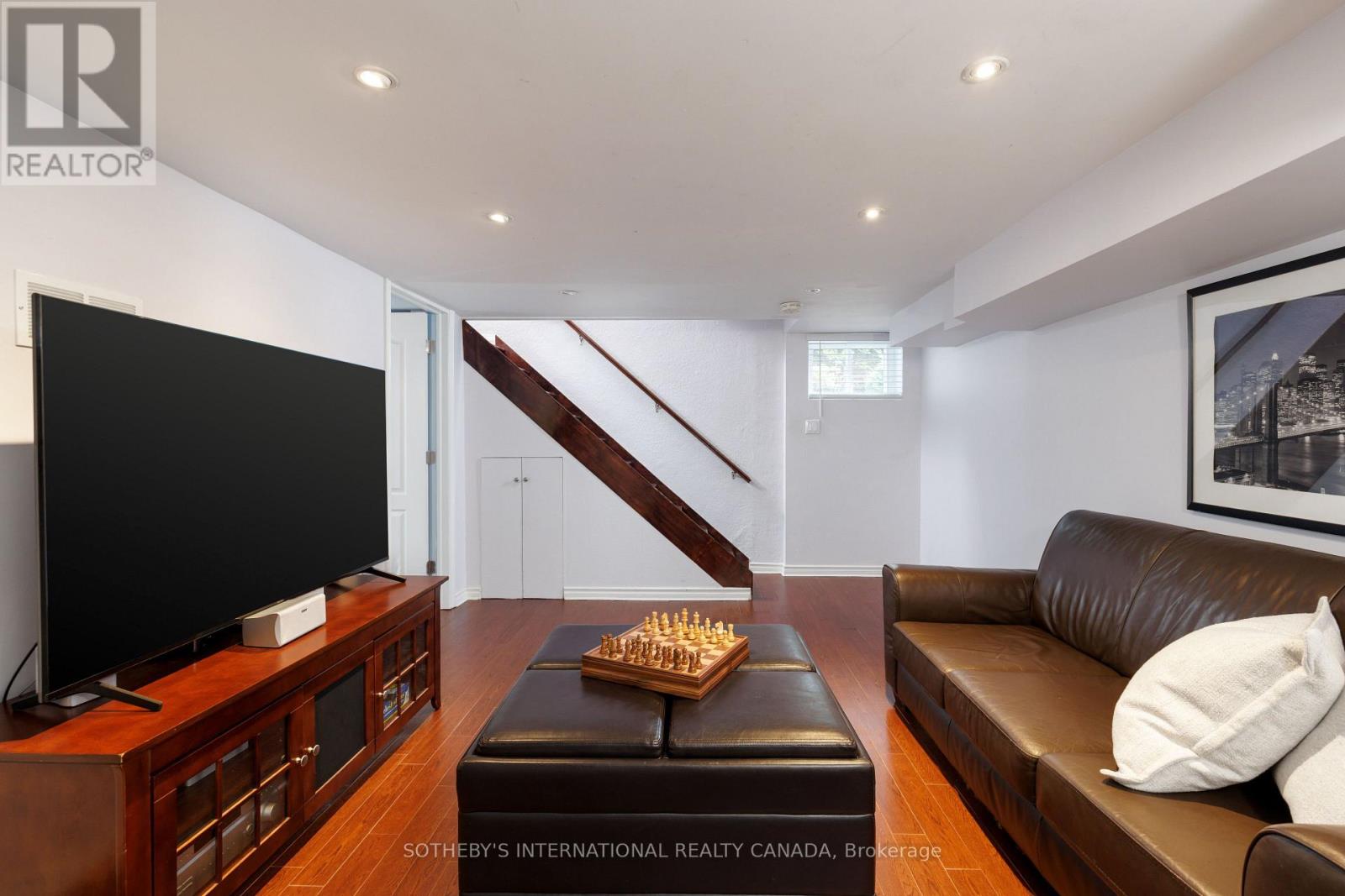 145 Brentwood Road N, Toronto, Ontario  M8X 2C8 - Photo 19 - W13844704