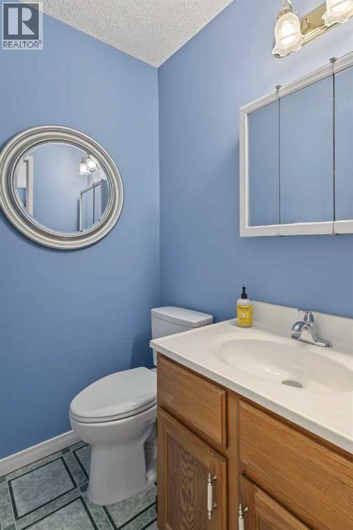 22 Deermeade Bay SE