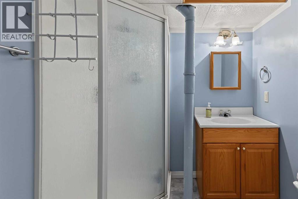 22 Deermeade Bay SE