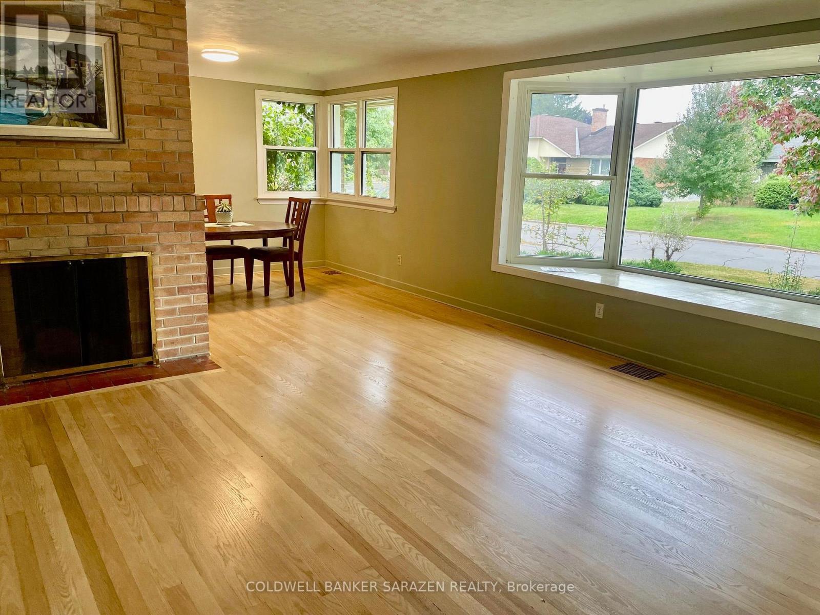 1421 Palen Avenue, Ottawa, Ontario  K1H 7E6 - Photo 5 - X13732030