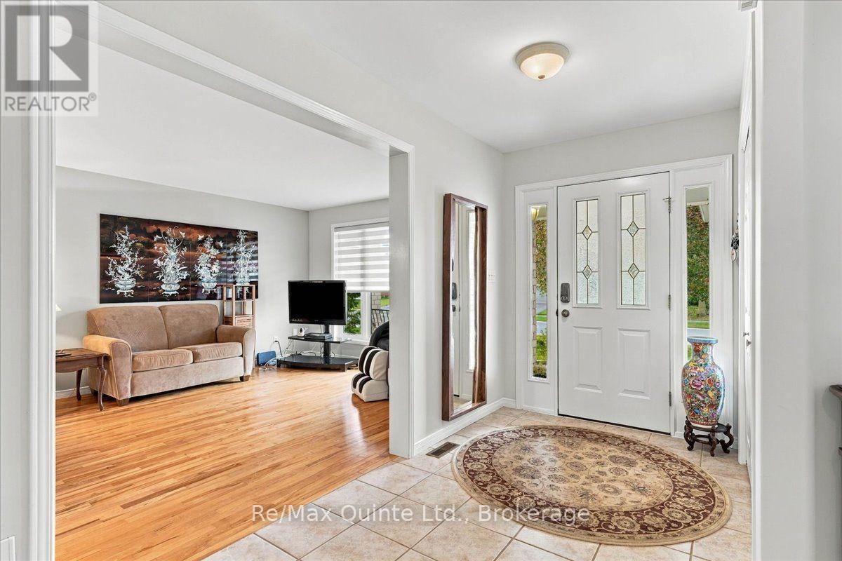 11 Huron Lane, Belleville, Ontario  K8N 5X5 - Photo 5 - X13845514