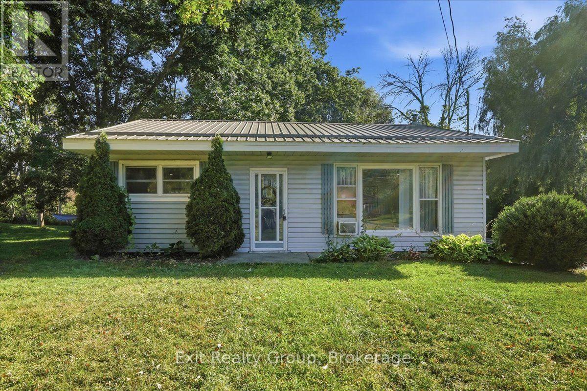 129 Harcourt Road, Quinte West, Ontario  K8V 0M6 - Photo 1 - X13845546