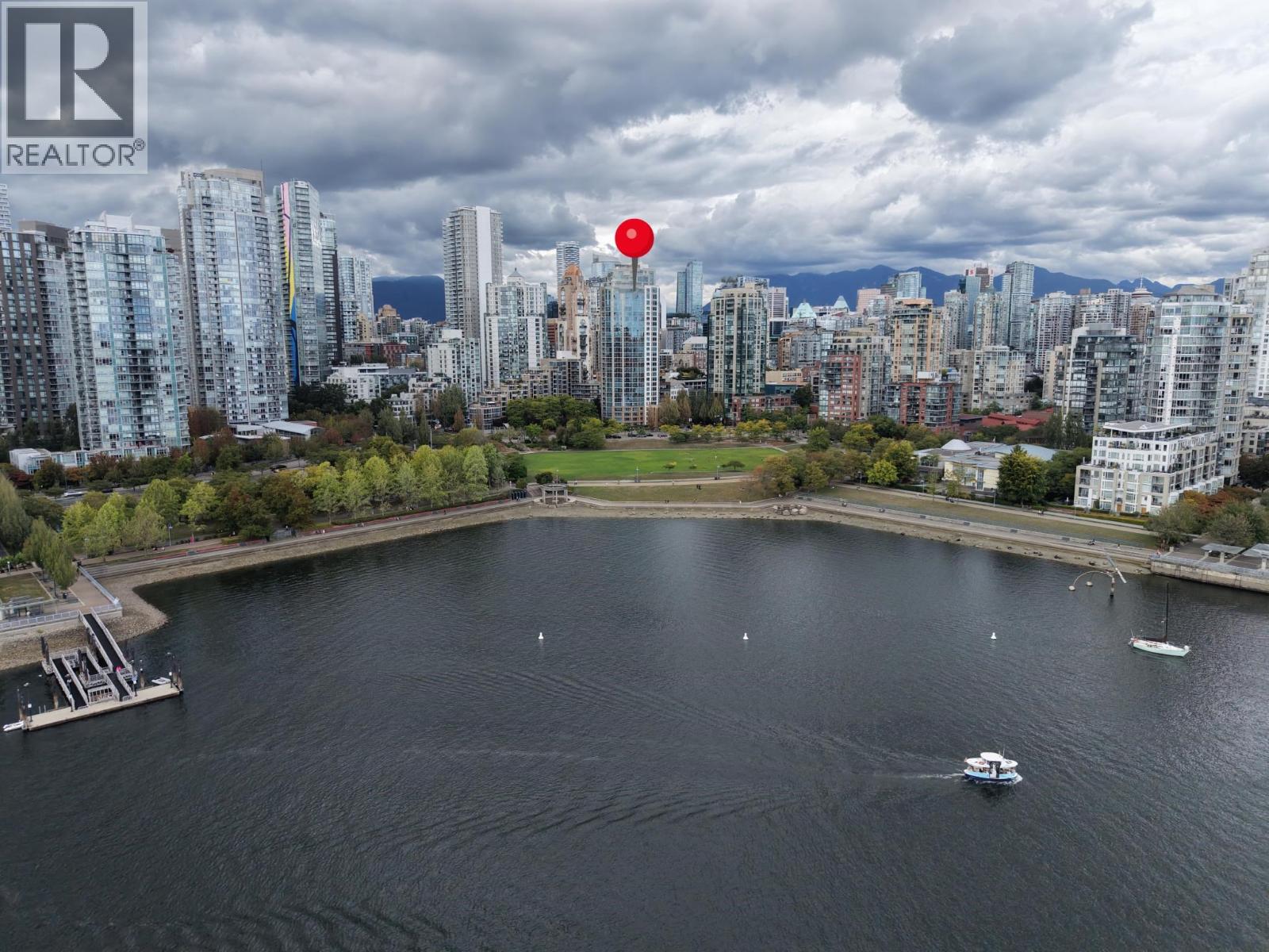 802 388 Drake Street, Vancouver, British Columbia  V6B 6A8 - Photo 2 - R3156151