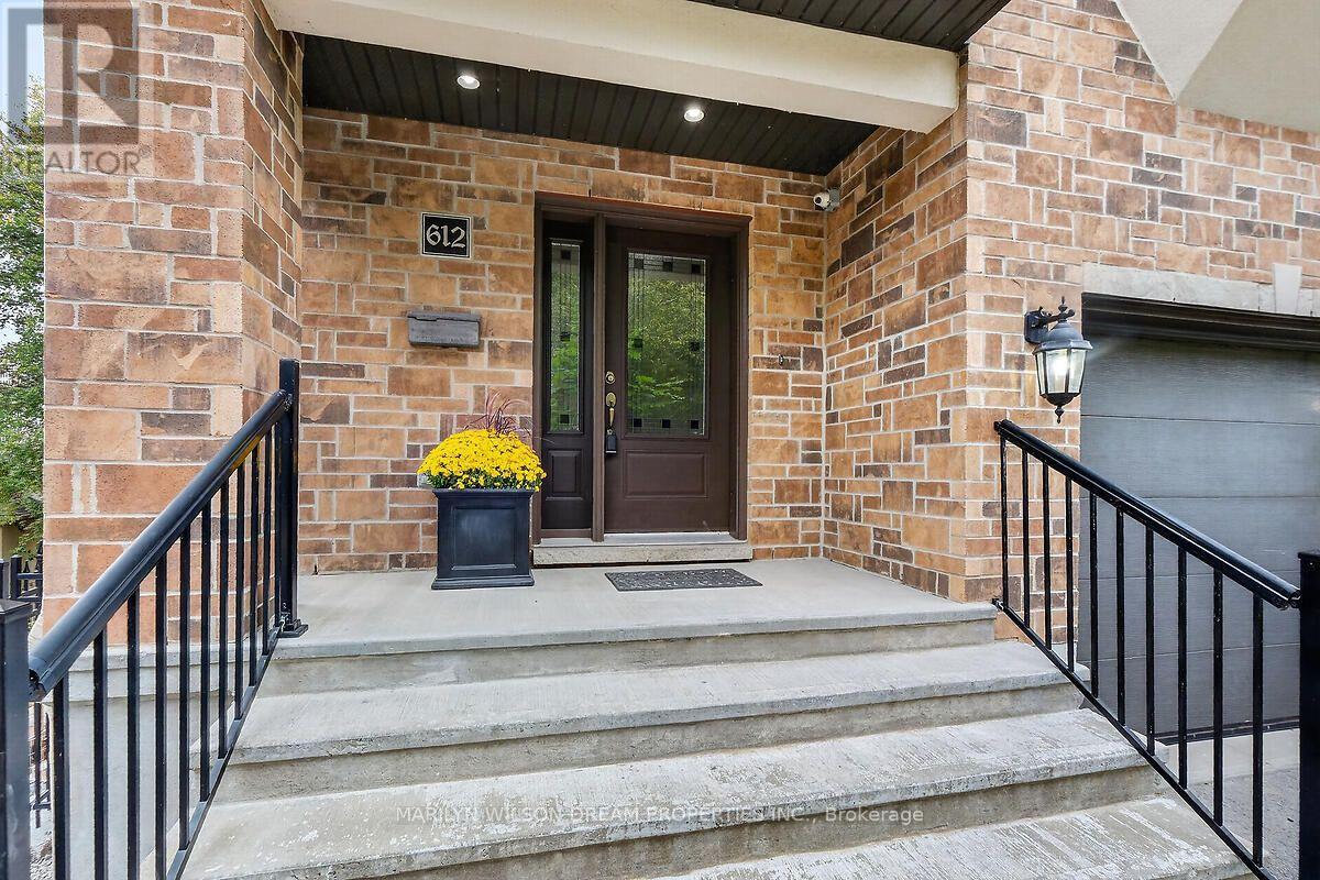 612 Besserer Street, Ottawa, Ontario  K1N 6C9 - Photo 4 - X13845540