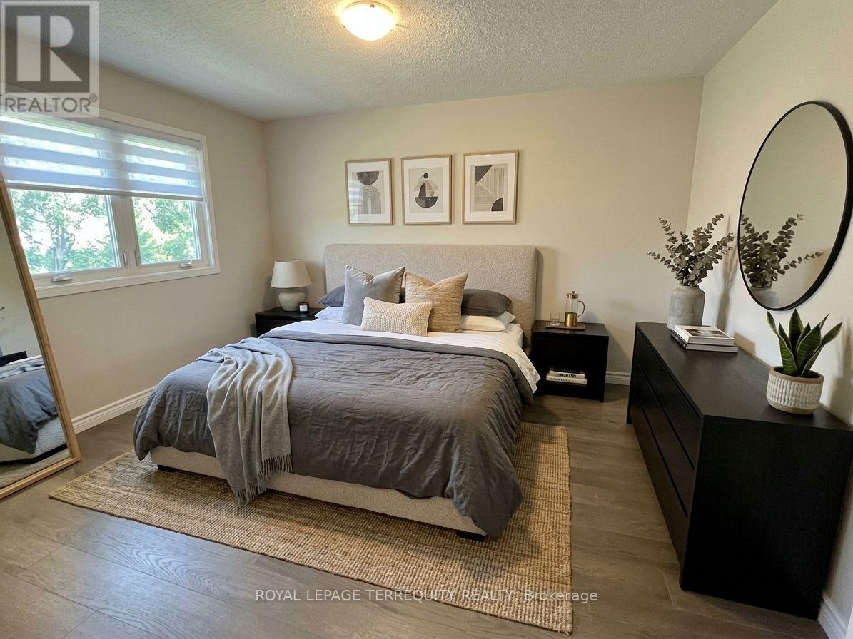743 Fieldstone Road, Mississauga, Ontario  L5C 3K7 - Photo 29 - W13633576