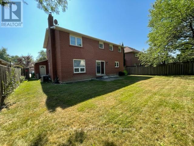 743 Fieldstone Road, Mississauga, Ontario  L5C 3K7 - Photo 47 - W13633576