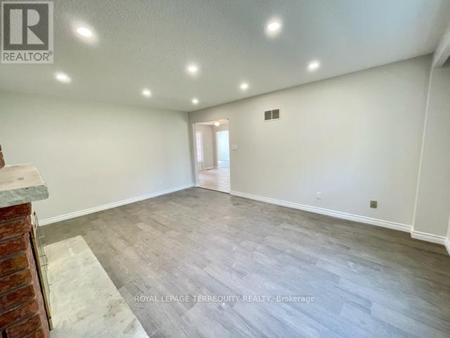 743 Fieldstone Road, Mississauga, Ontario  L5C 3K7 - Photo 20 - W13633576