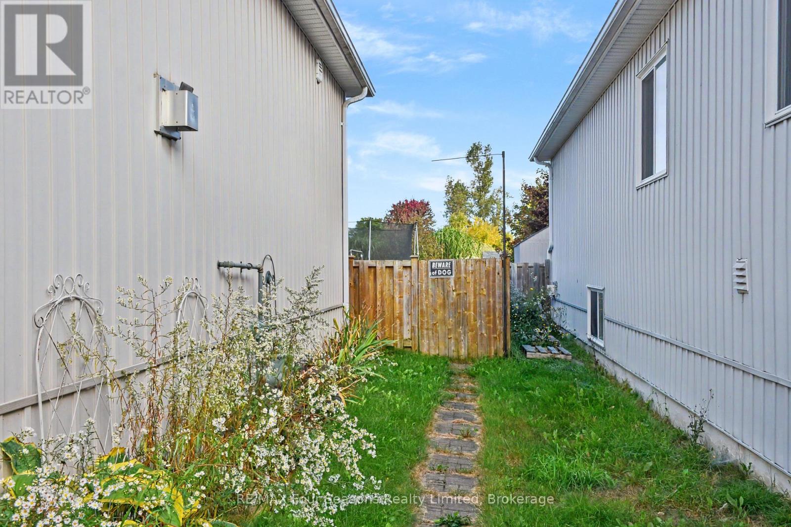 267 Spruce Street, Clearview (Stayner), Ontario  L0M 1S0 - Photo 4 - S13845490