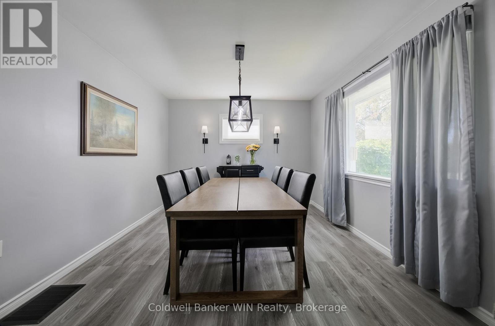 314 Wellington Street E, Wellington North, Ontario  N0G 2L2 - Photo 12 - X13845478