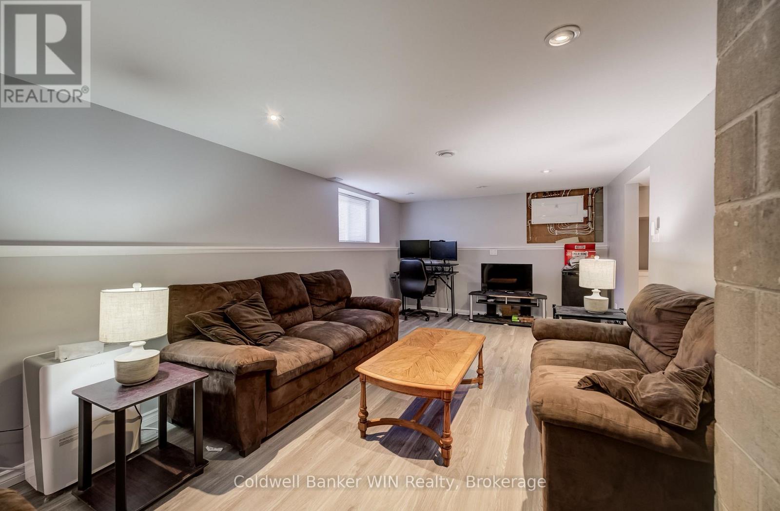 314 Wellington Street E, Wellington North, Ontario  N0G 2L2 - Photo 20 - X13845478