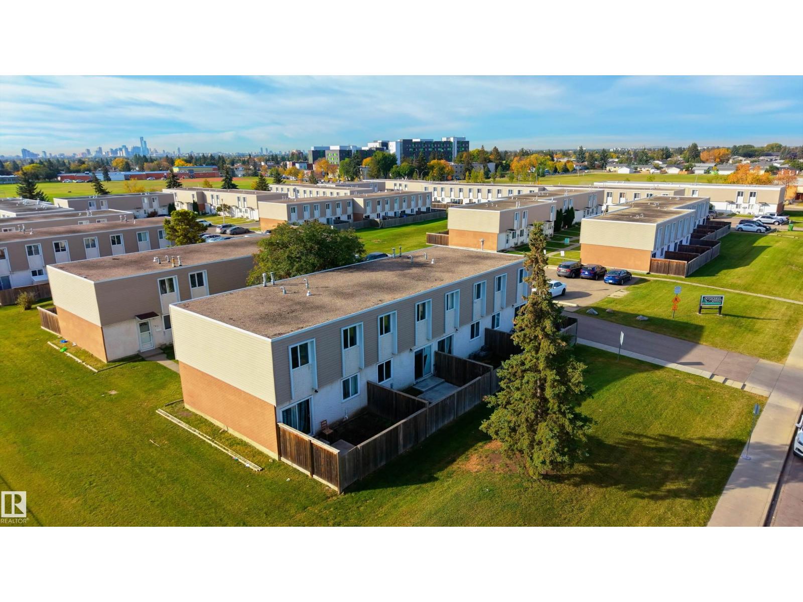 149 Cornell Co Nw, Edmonton, Alberta  T5C 3C3 - Photo 37 - E4511028