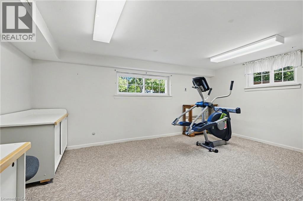 390 Sydenham Road, Dundas, Ontario  L9H 5E2 - Photo 33 - 40867878