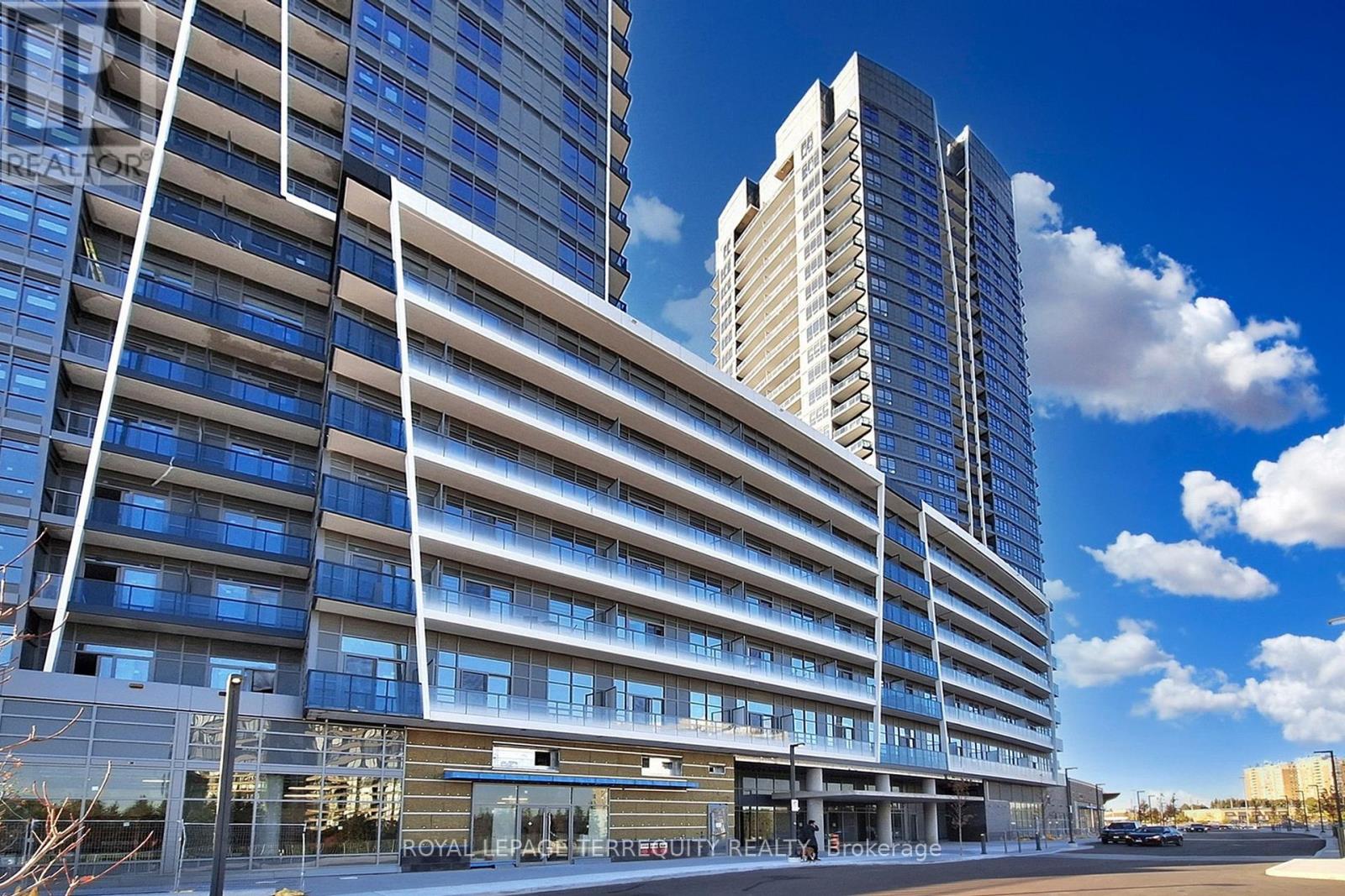 3103 - 30 Upper Mall Way, Vaughan, Ontario  L4J 0L7 - Photo 2 - N13845496