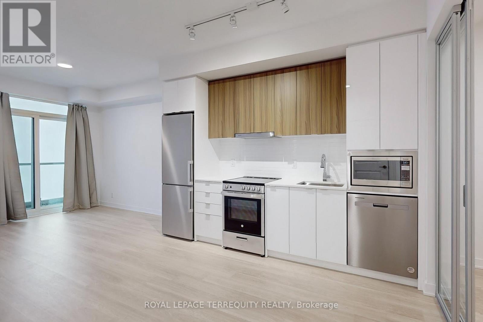3103 - 30 Upper Mall Way, Vaughan, Ontario  L4J 0L7 - Photo 9 - N13845496