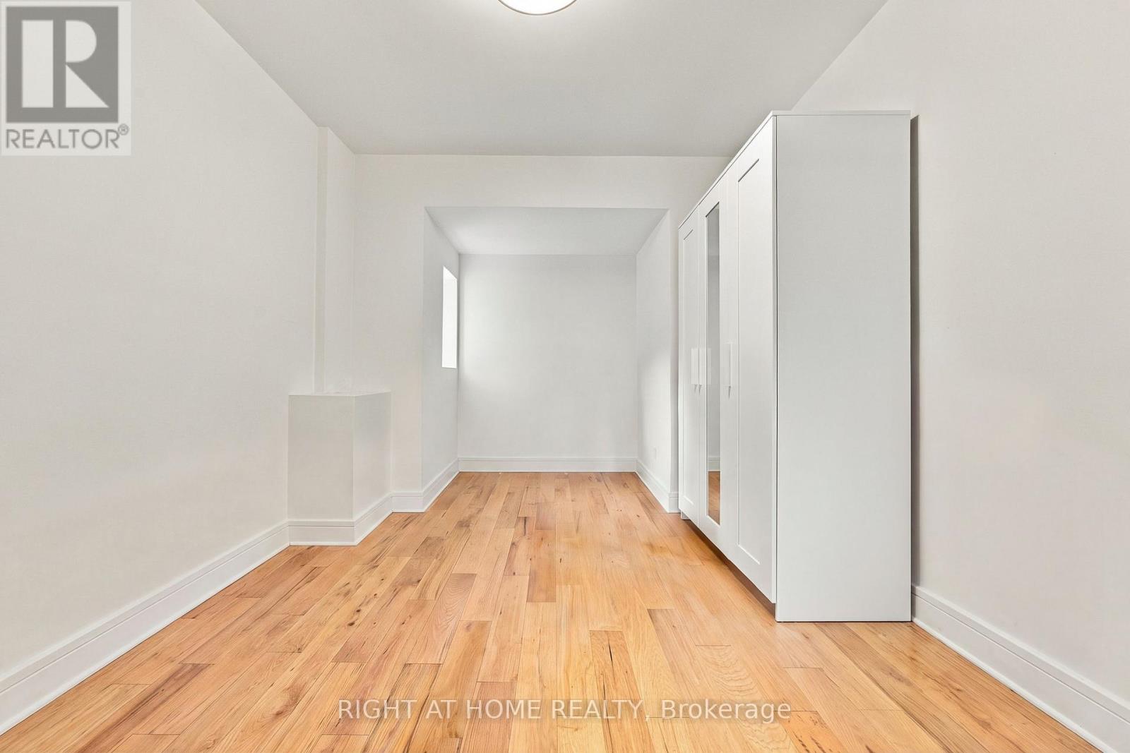 1 - 490 Brock Avenue, Toronto, Ontario  M6H 3N3 - Photo 8 - C13811988