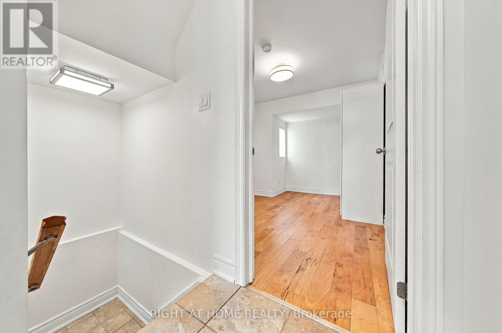 1 - 490 Brock Avenue, Toronto, Ontario  M6H 3N3 - Photo 6 - C13811988