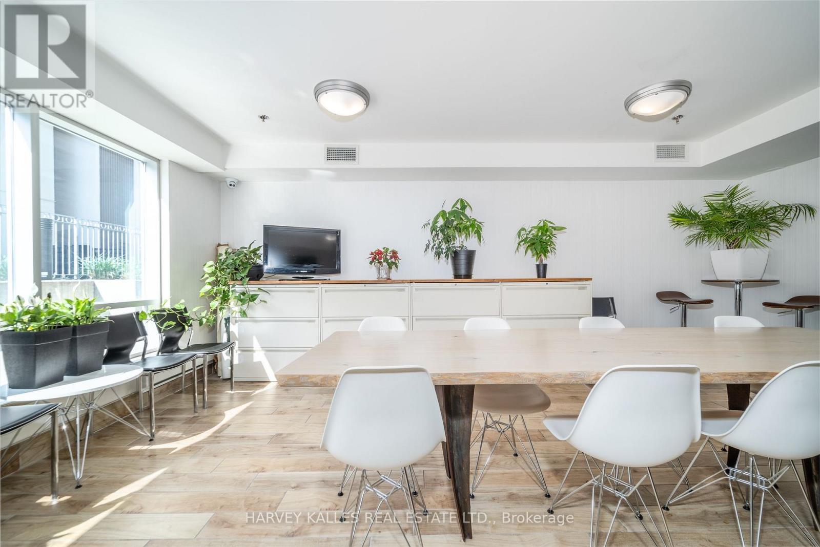 313 - 225 Wellesley Street E, Toronto, Ontario  M4X 1G1 - Photo 15 - C13841274