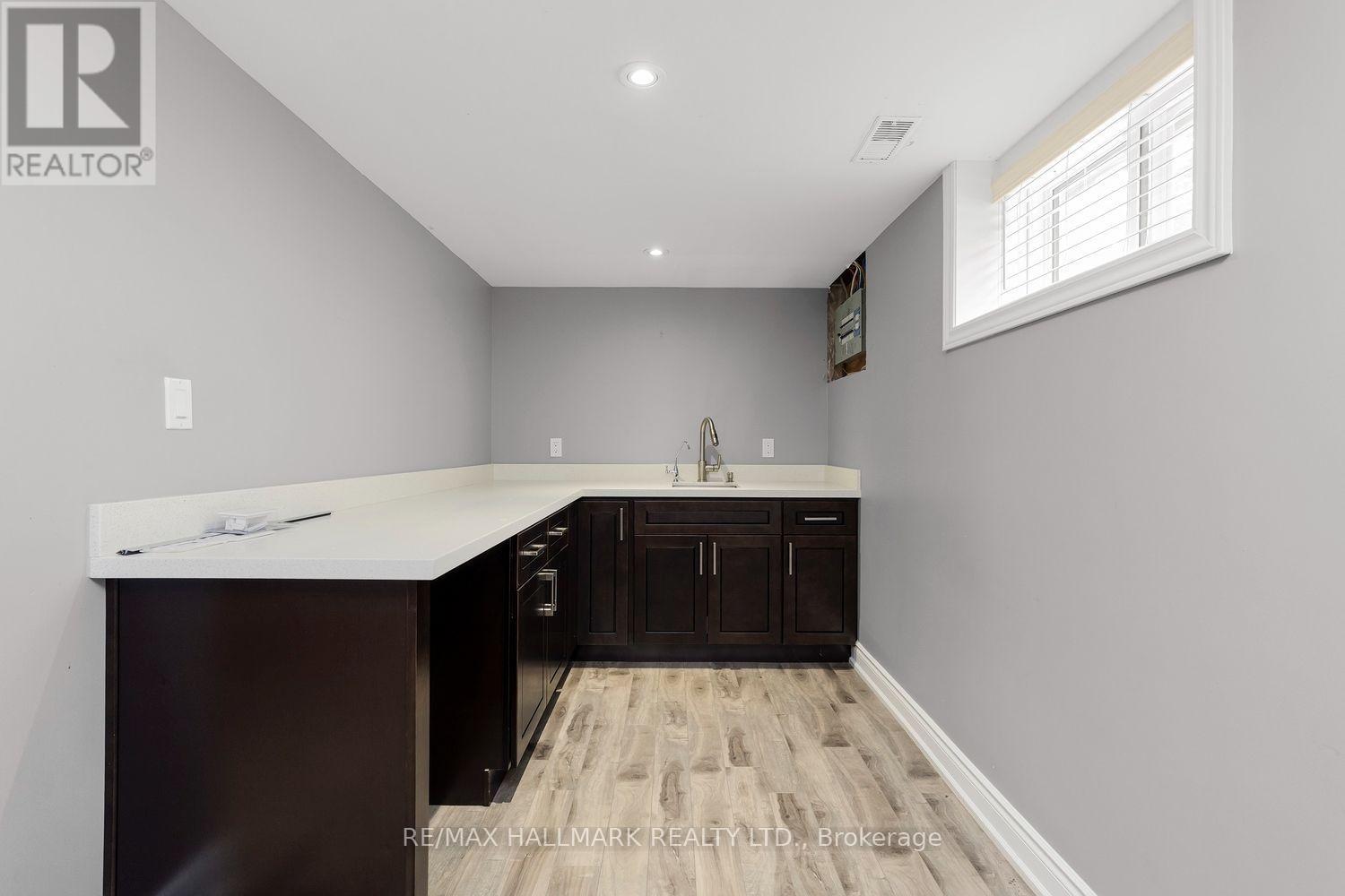 245 Elmwood Avenue, Richmond Hill, Ontario  L4C 1L3 - Photo 20 - N13824940