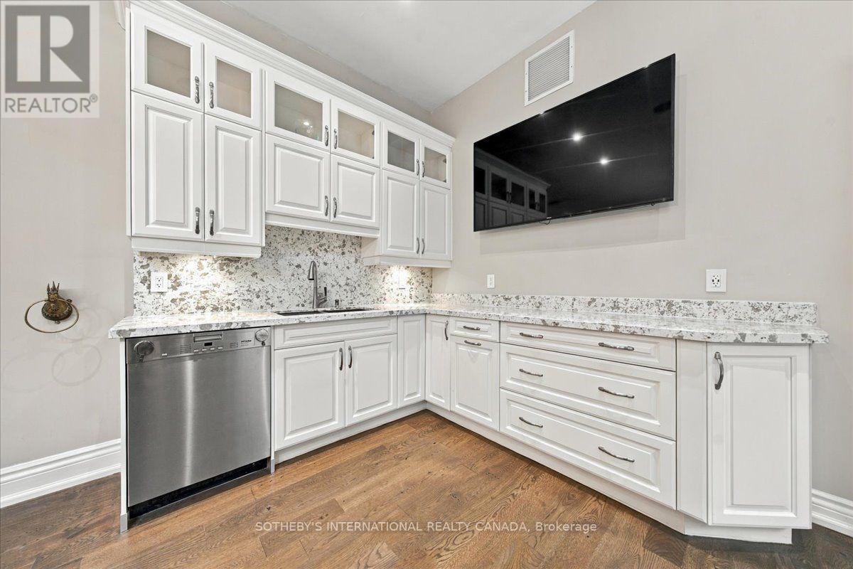 520 Arrowhead Road, Mississauga, Ontario  L5H 1V6 - Photo 16 - W13845528
