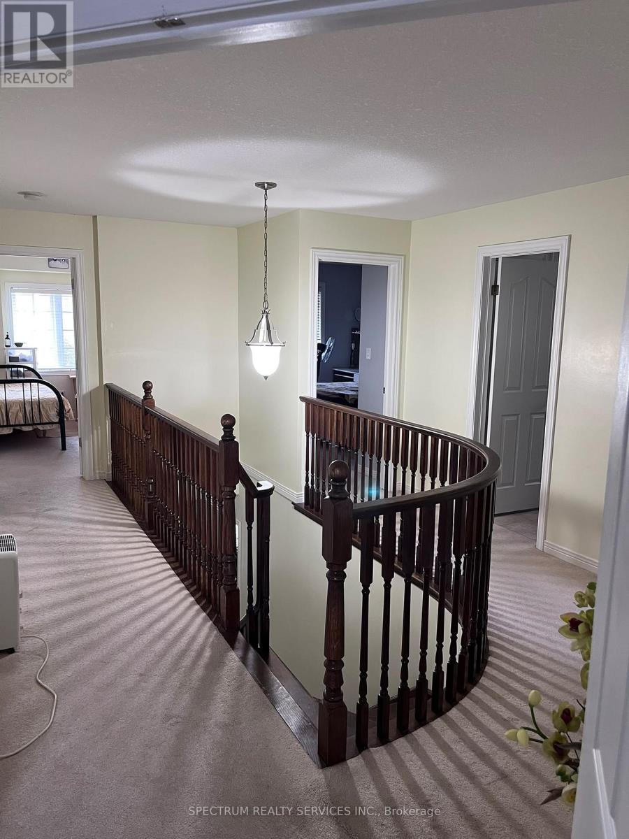 84 Blue Mountain Drive, Hamilton, Ontario  L0R 1P0 - Photo 10 - X13845370