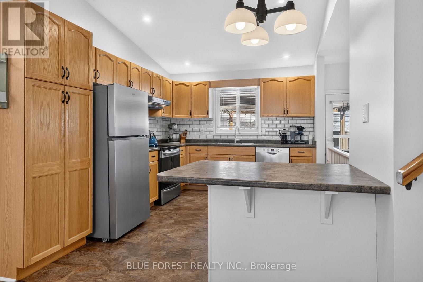 11 Edgewell Crescent, Central Elgin, Ontario  N5P 4K8 - Photo 12 - X13845692