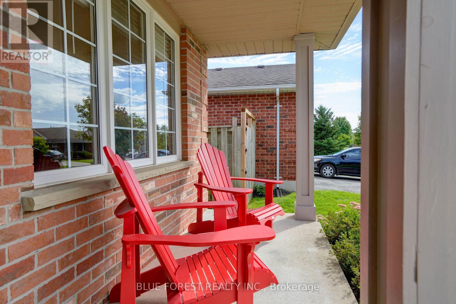 11 Edgewell Crescent, Central Elgin, Ontario  N5P 4K8 - Photo 2 - X13845692