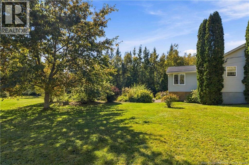 816 Route 102, Swan Creek, New Brunswick  E2V 2X6 - Photo 37 - NB148599