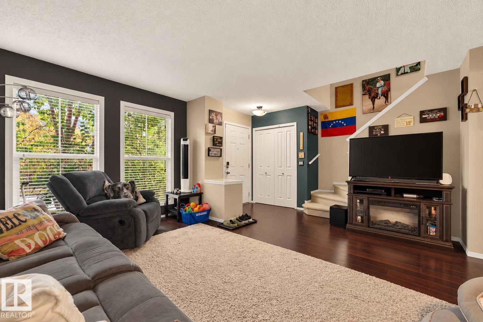 5608 202 St Nw, Edmonton, Alberta  T6M 0B3 - Photo 3 - E4511017