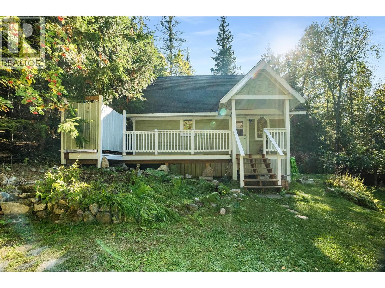 215 Rainbow Ridge Road, Procter, British Columbia  V0G 1V0 - Photo 7 - 10402160
