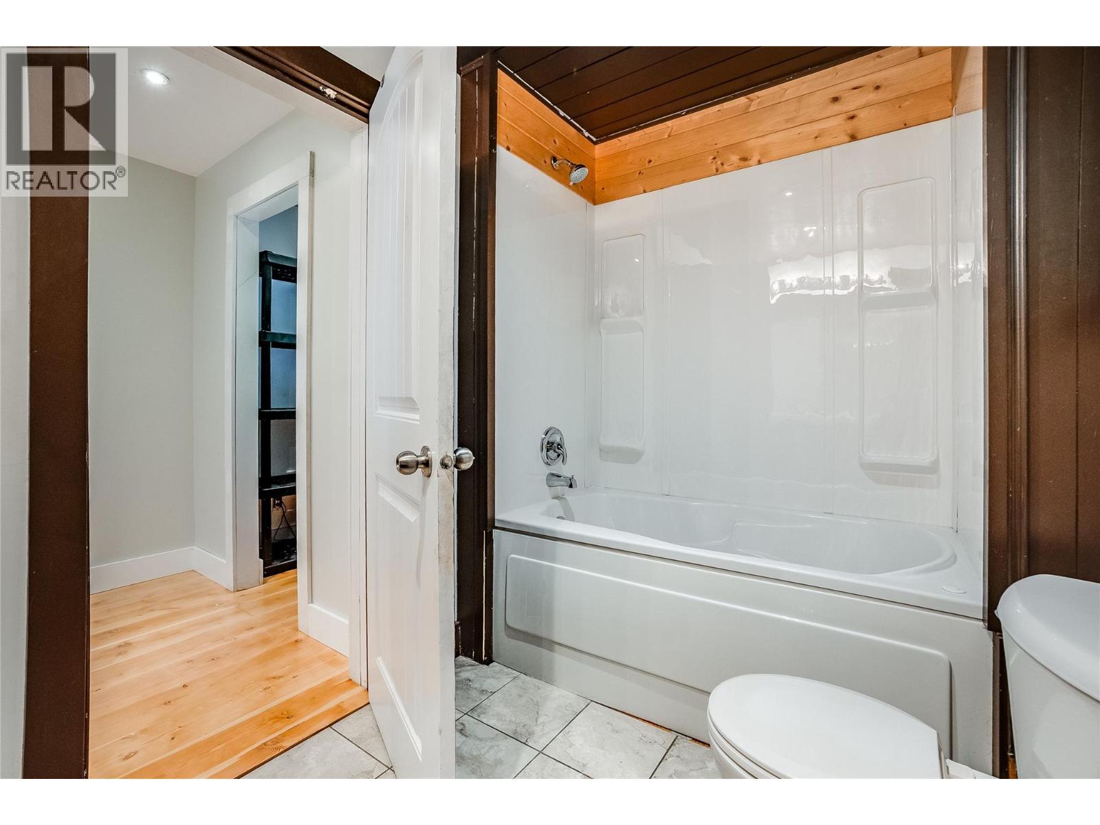 215 Rainbow Ridge Road, Procter, British Columbia  V0G 1V0 - Photo 46 - 10402160