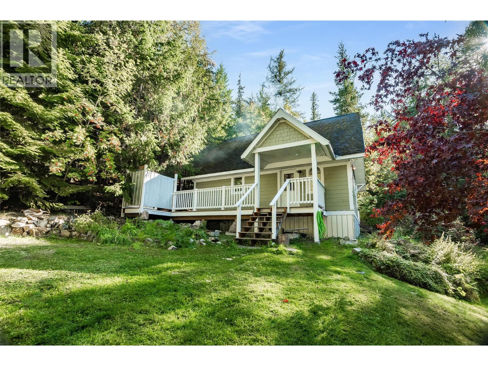 215 Rainbow Ridge Road, Procter, British Columbia  V0G 1V0 - Photo 6 - 10402160