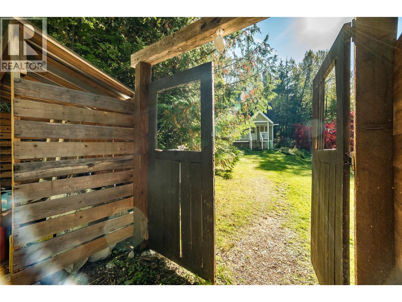 215 Rainbow Ridge Road, Procter, British Columbia  V0G 1V0 - Photo 88 - 10402160
