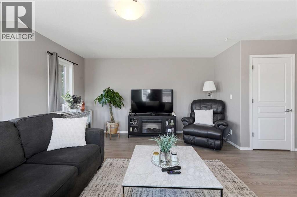 1201, 339 Viscount Drive, Red Deer, Alberta  T4R 0S2 - Photo 4 - A2349068