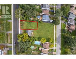 2446 INNES ROAD, Ottawa, Ontario