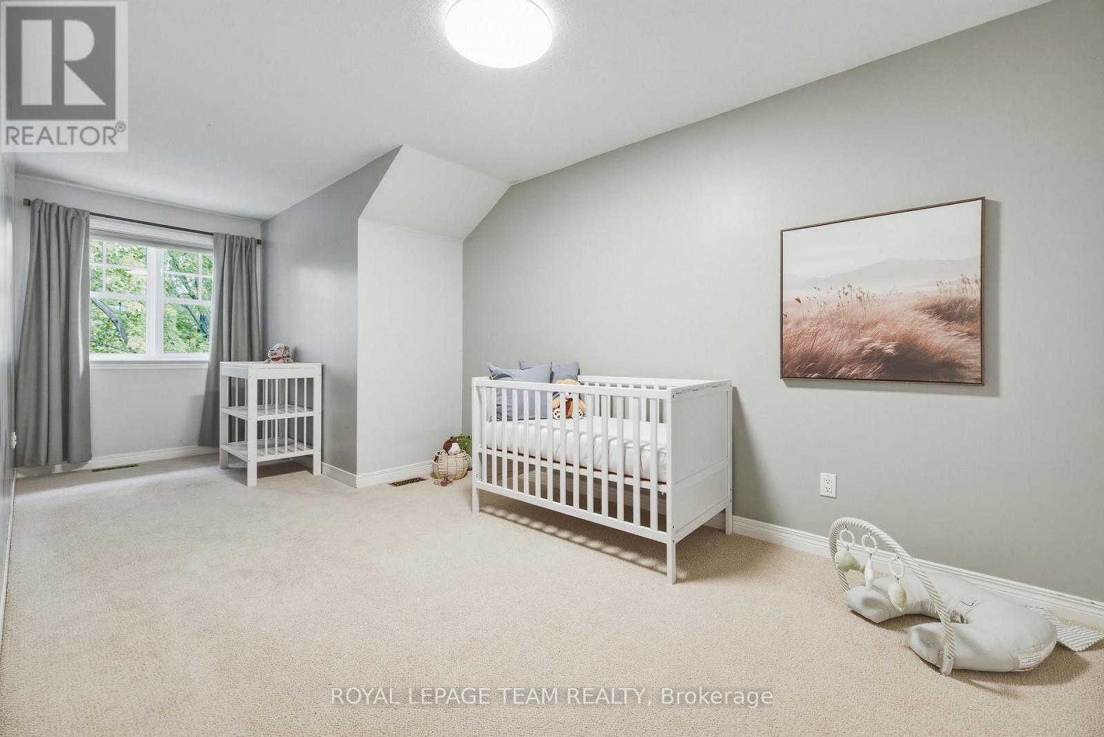 19 Creeks End Lane, Ottawa, Ontario K2H 1C7 - Photo 32 - X13845704