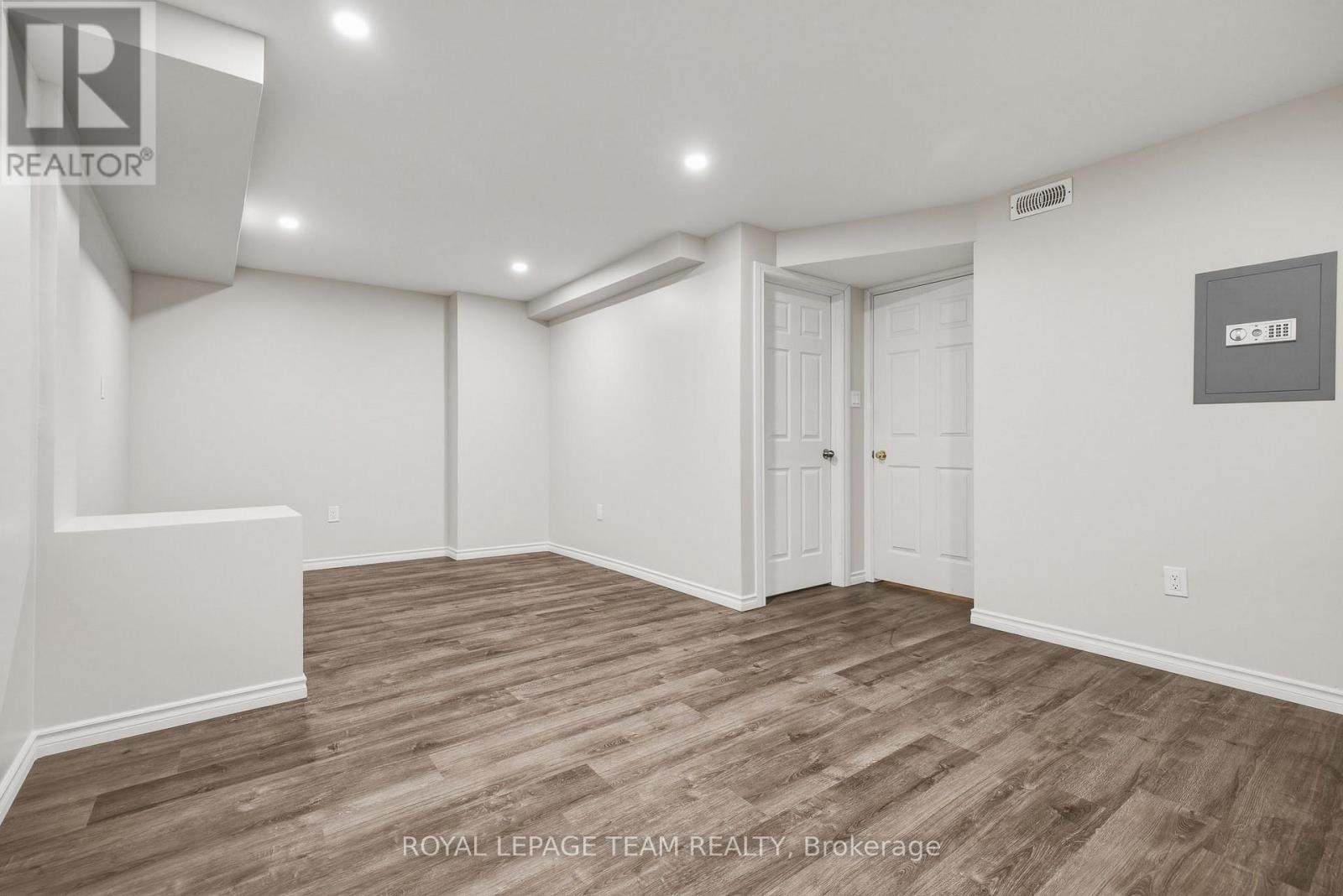 19 Creeks End Lane, Ottawa, Ontario K2H 1C7 - Photo 40 - X13845704