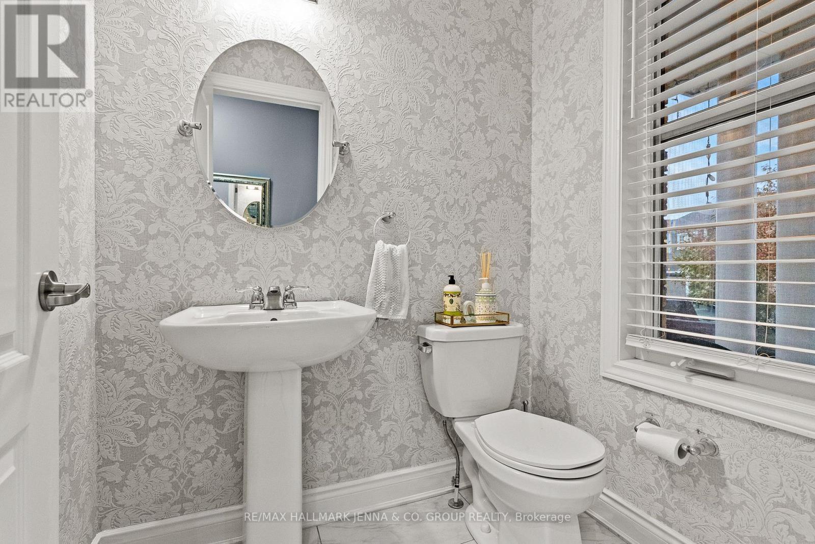 803 Logperch Circle, Ottawa, Ontario K2J 6K3 - Photo 5 - X13845710