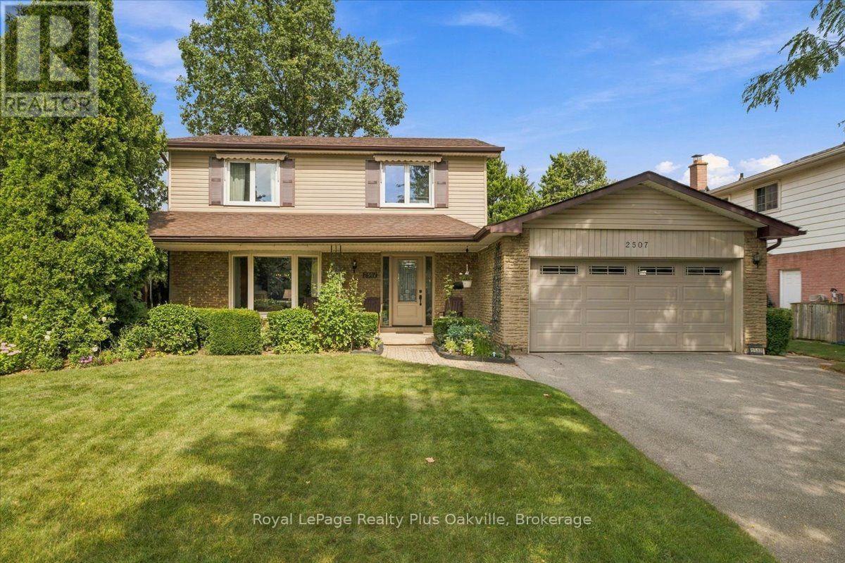 2507 Woburn Crescent, Oakville, Ontario  L6L 5E8 - Photo 1 - W13845616