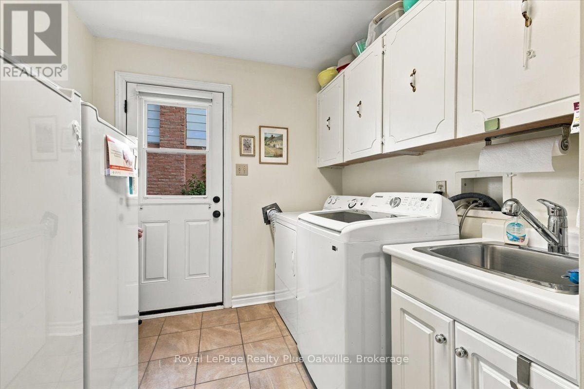 2507 Woburn Crescent, Oakville, Ontario  L6L 5E8 - Photo 16 - W13845616