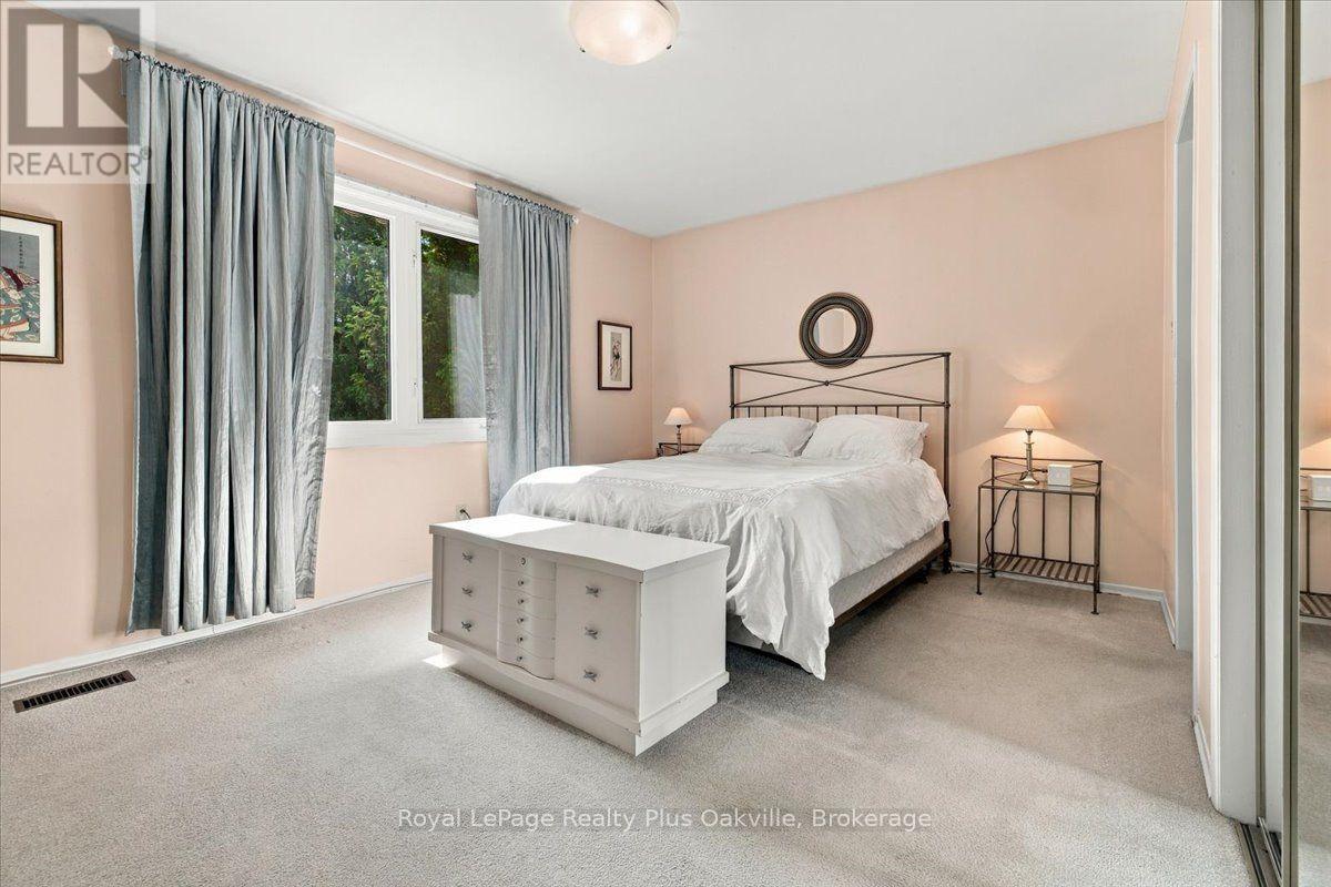 2507 Woburn Crescent, Oakville, Ontario  L6L 5E8 - Photo 17 - W13845616