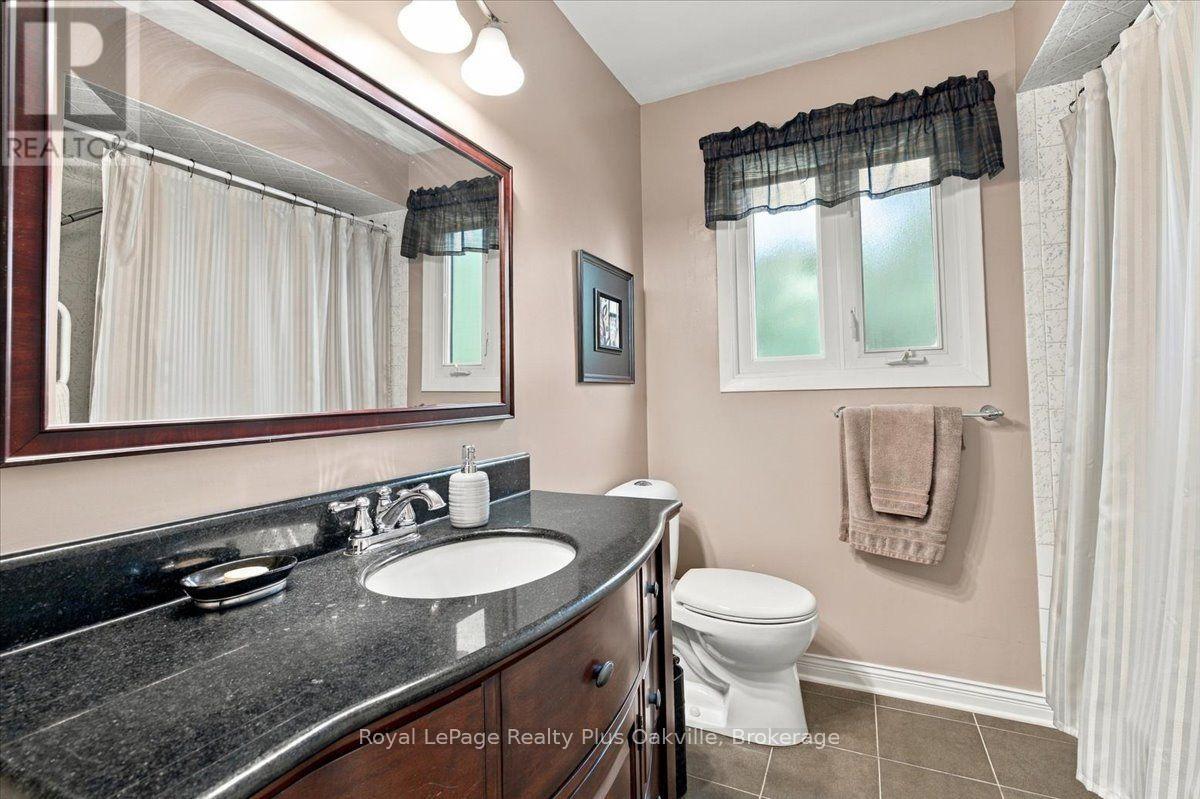 2507 Woburn Crescent, Oakville, Ontario  L6L 5E8 - Photo 22 - W13845616