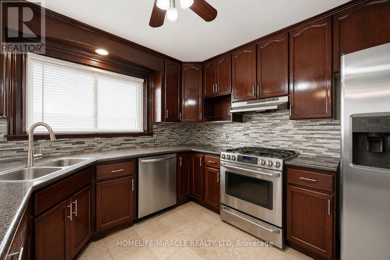 283 Cordova Road, Oshawa, Ontario  L1J 1P1 - Photo 9 - E13845596