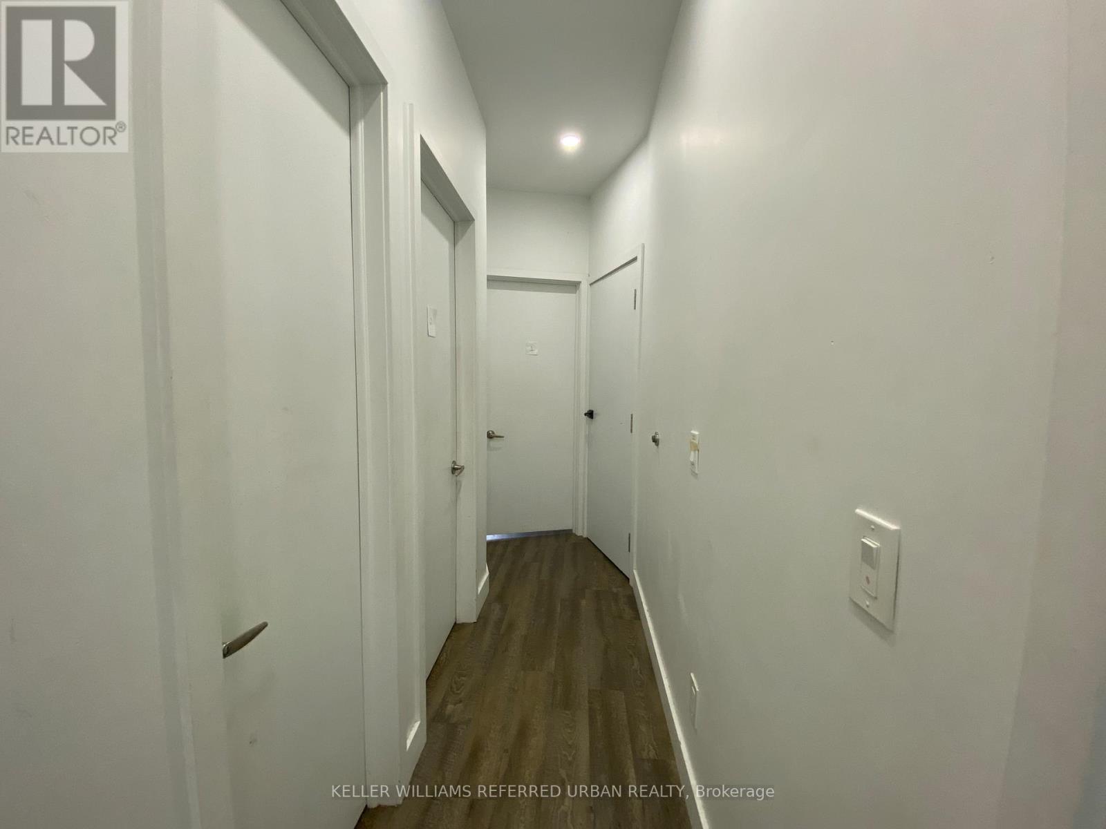 Room 2 - 344 Bartlett Avenue N, Toronto, Ontario  M6H 3G7 - Photo 5 - W13845560