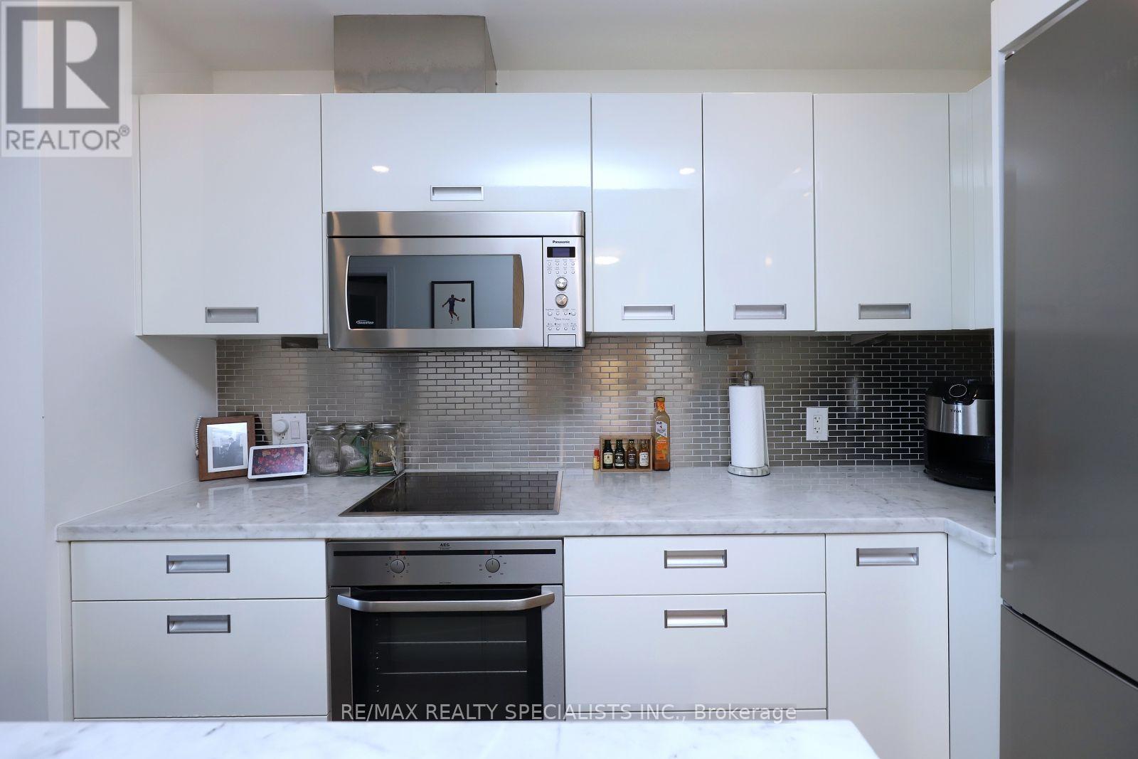 2103 - 88 Park Lawn Road, Toronto, Ontario  M8Y 0B5 - Photo 11 - W13845572