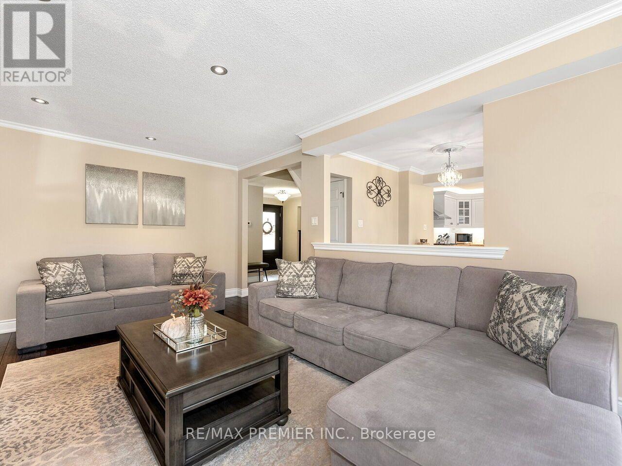 81 De Rose Avenue, Caledon, Ontario  L7E 1A6 - Photo 12 - W13845580