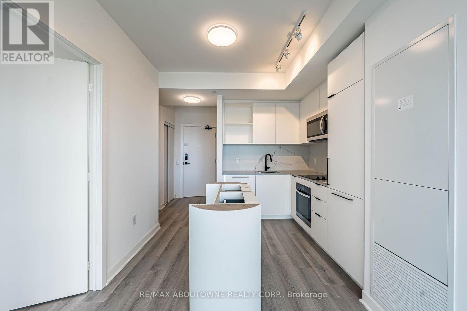2703 - 1185 Dupont Street, Toronto, Ontario  M6H 0G5 - Photo 14 - W13845620
